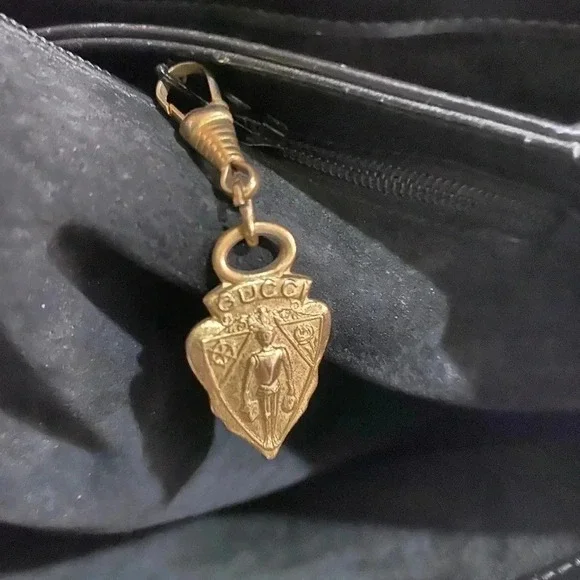 Gucci vintage black leather satchel handbag - Picture 8 of 15